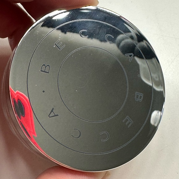 BECCA Hydra-Mist Set & Refresh Powder - Picture 2 of 3